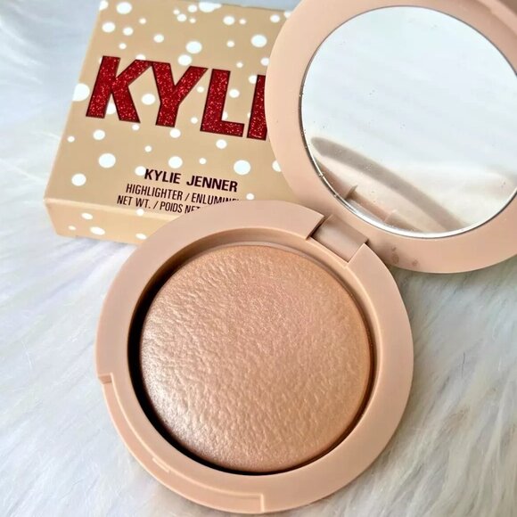 New Kylie Cosmetics KYLIE JENNER Highlighter~Winter Rose~Full size 8g/0.28 oz - Picture 1 of 3